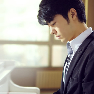 人人超碰人摸人爱
